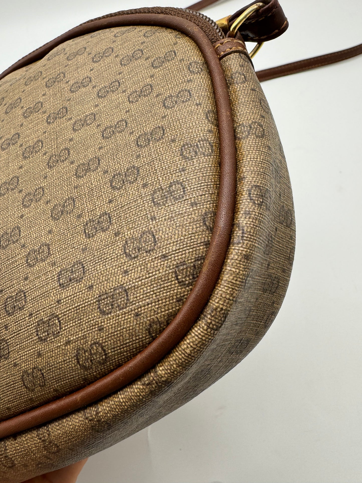 Authentic GUCCI Vintage Brown Micro GG Monogram Coated Canvas Crossbody Bag