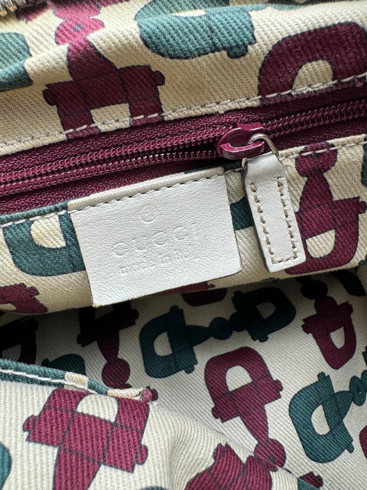 Authentic Gucci Abby D-ring Large Hobo Beige GG Embossed Leather Shoulder Bag
