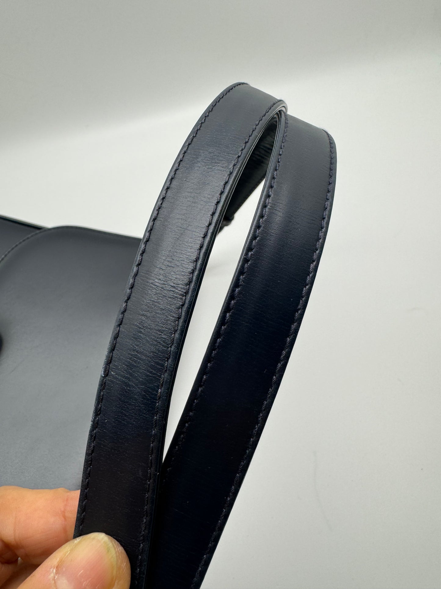 Authentic GUCCI Vintage Navy Blue Leather Shoulder Handbag
