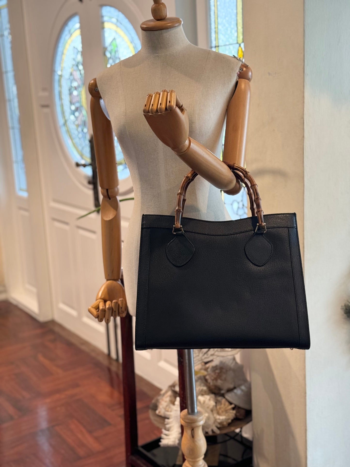 Authentic GUCCI Vintage Bamboo Handles Black Leather Diana Tote