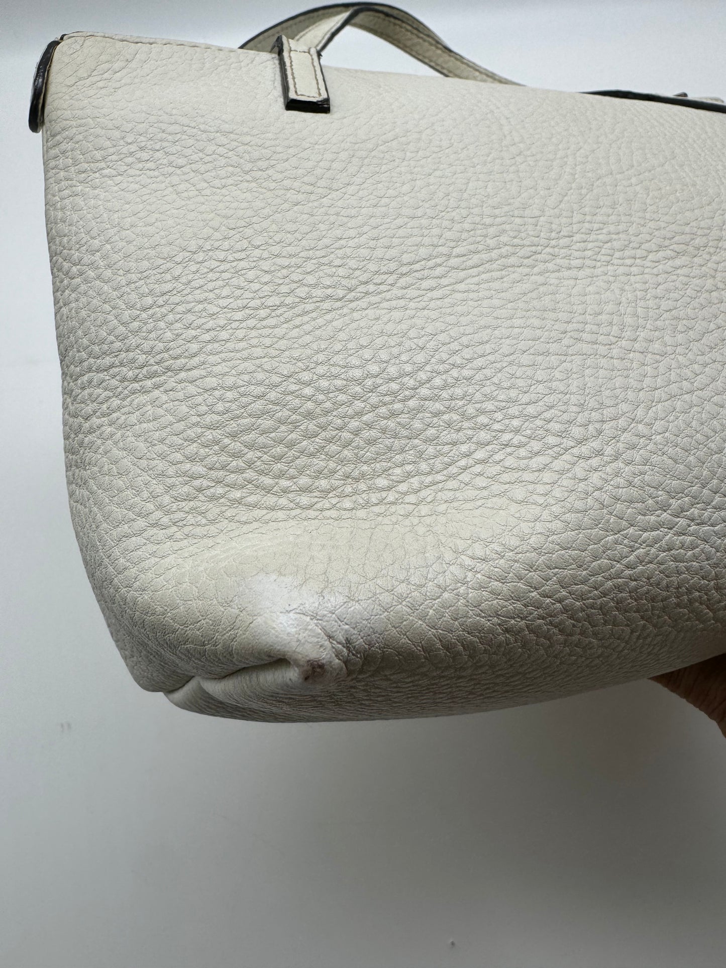 Authentic Gucci Soho Kid White Leather Small Tote