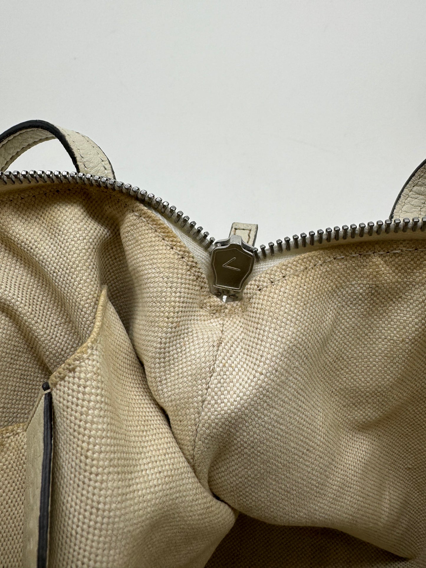 Authentic Gucci Soho Kid White Leather Small Tote