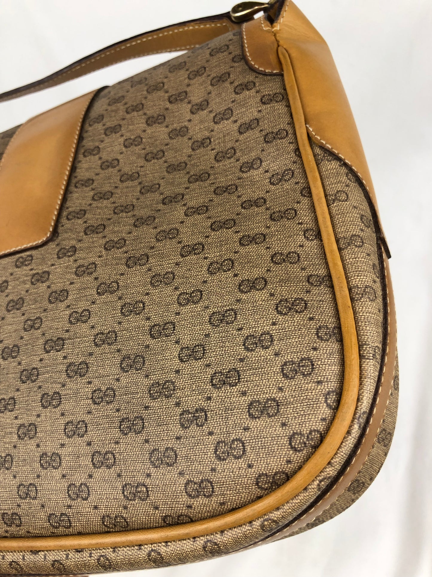 Authentic GUCCI Micro Monogram Coated Canvas Vintage Crossbody Bag