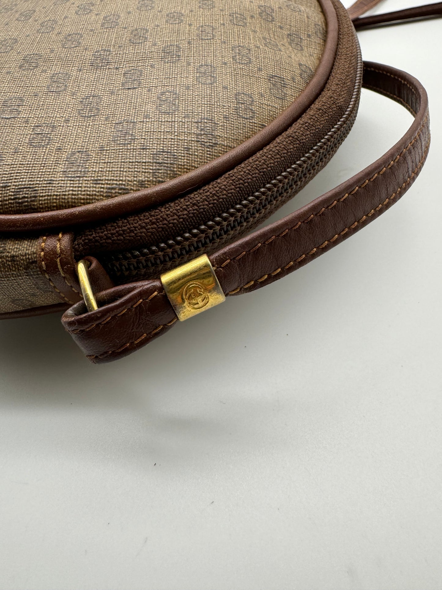 Authentic GUCCI Vintage Brown Micro GG Monogram Coated Canvas Crossbody Bag