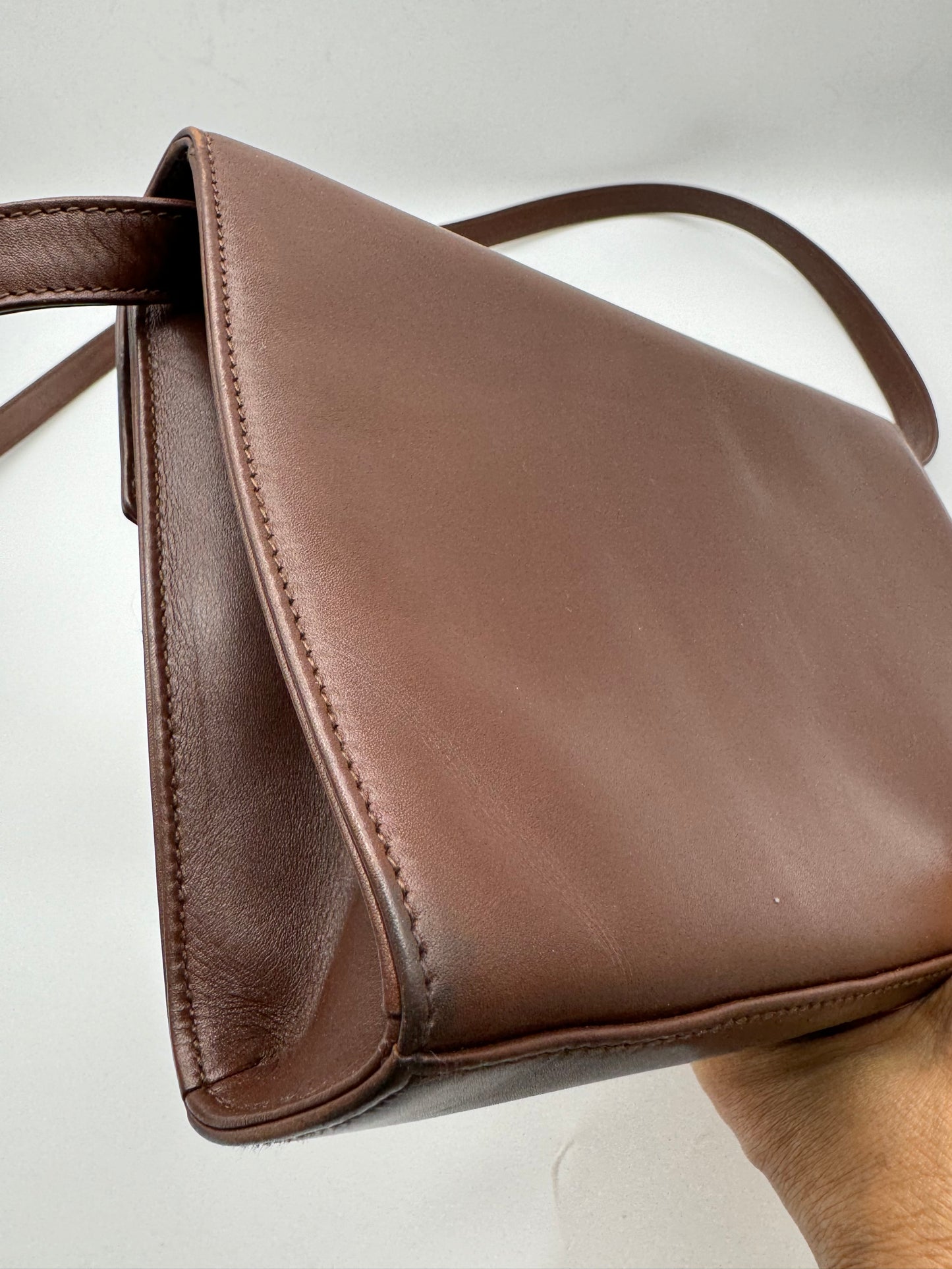 Authentic GUCCI Bamboo Turn-Lock Dark Brown Leather Clutch Shoulder Crossbody Bag