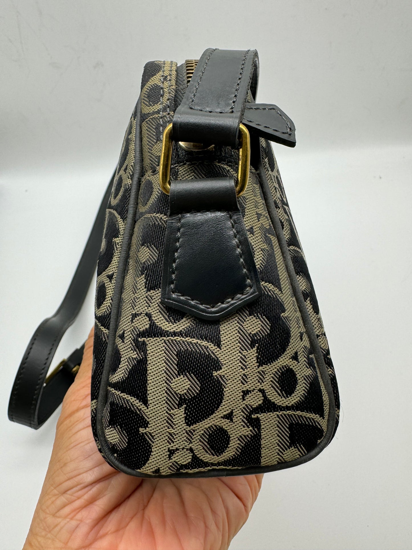 Authentic Dior Oblique Navy Blue & Gray Cloth Crossbody Bag