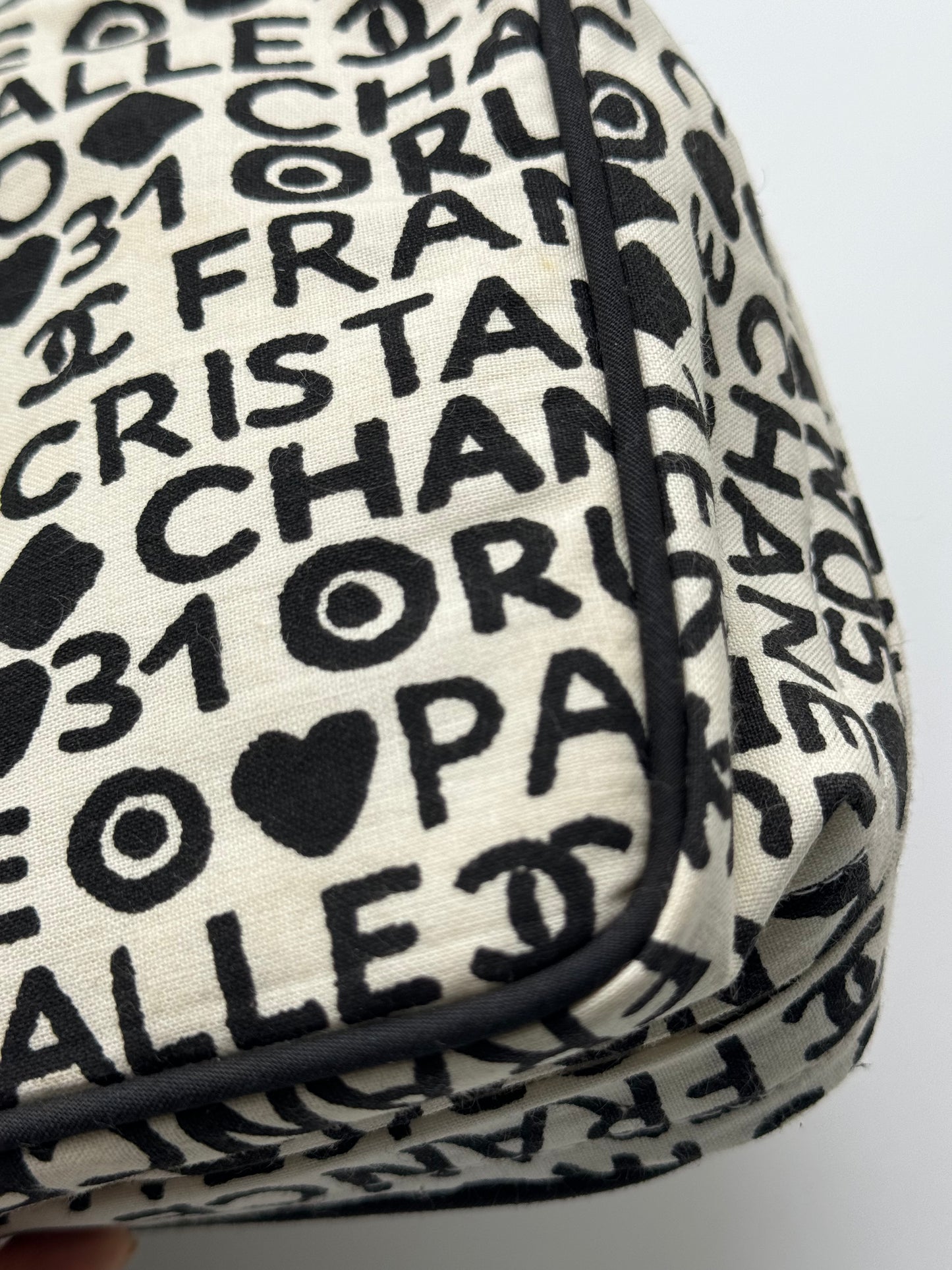 Authentic CHANEL 31 Rue Cambon Giveaway Cosmetic Bag