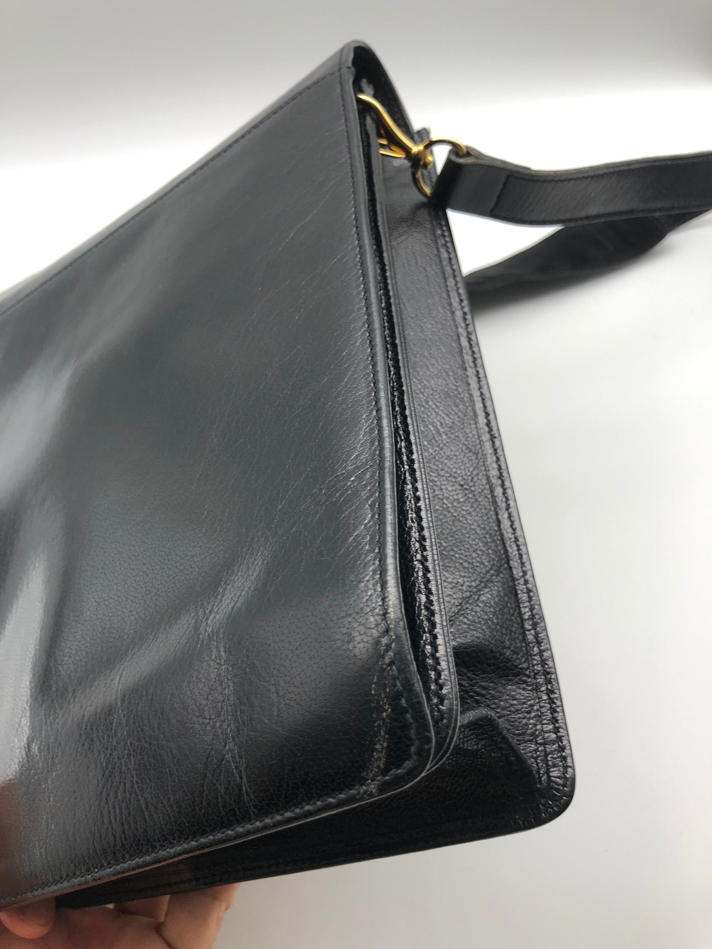 Authentic Celine Vintage Horse Carriage Black Leather Shoulder Bag