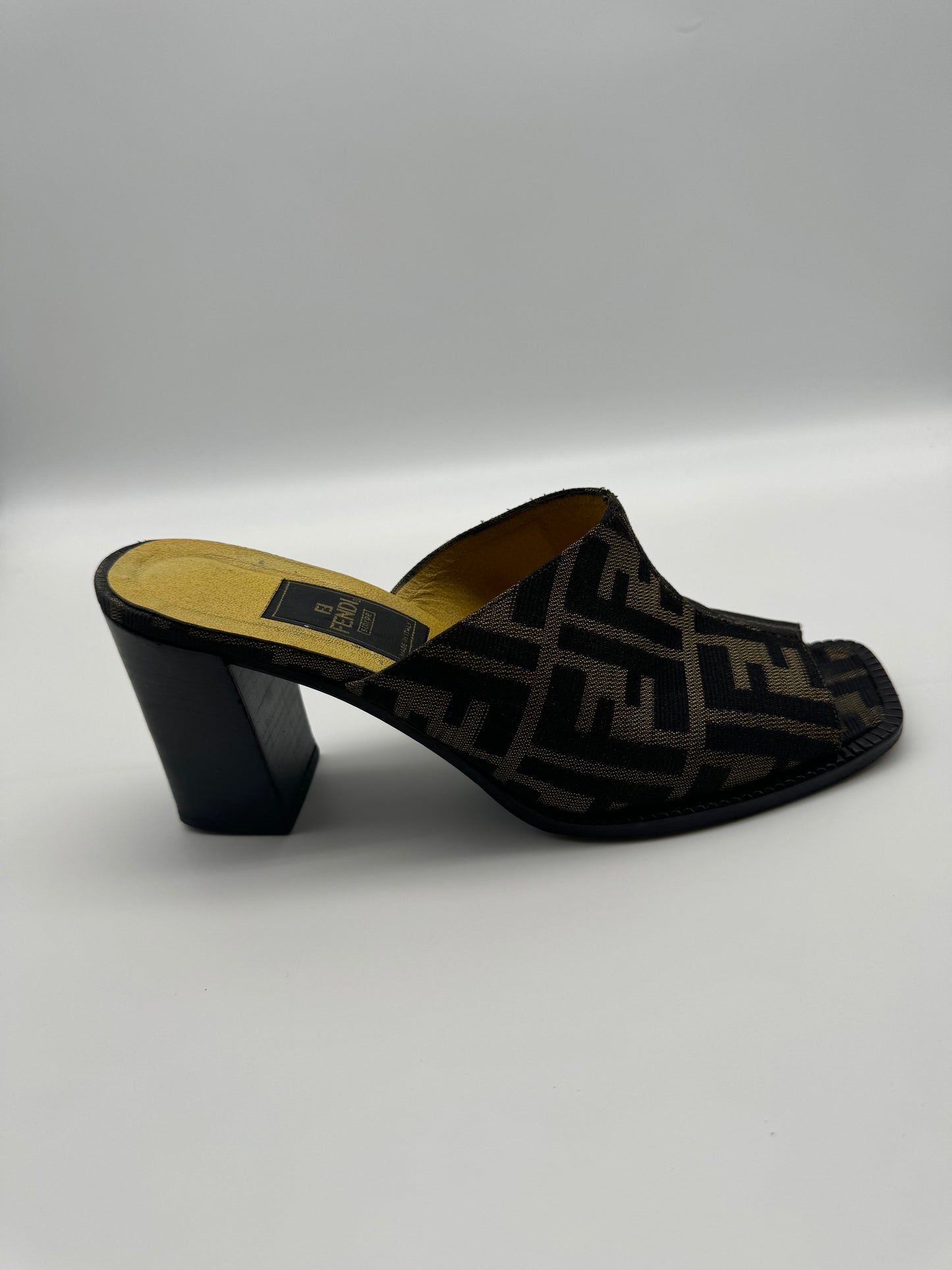 Authentic Fendi Sandals FF Zucca Canvas Block Heel Shoes 38.5