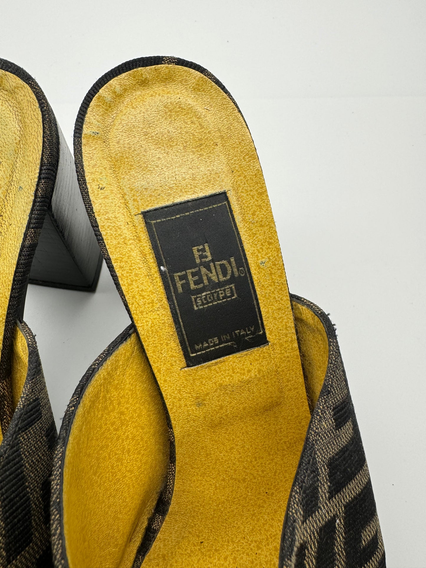 Authentic Fendi Sandals FF Zucca Canvas Block Heel Shoes 38.5