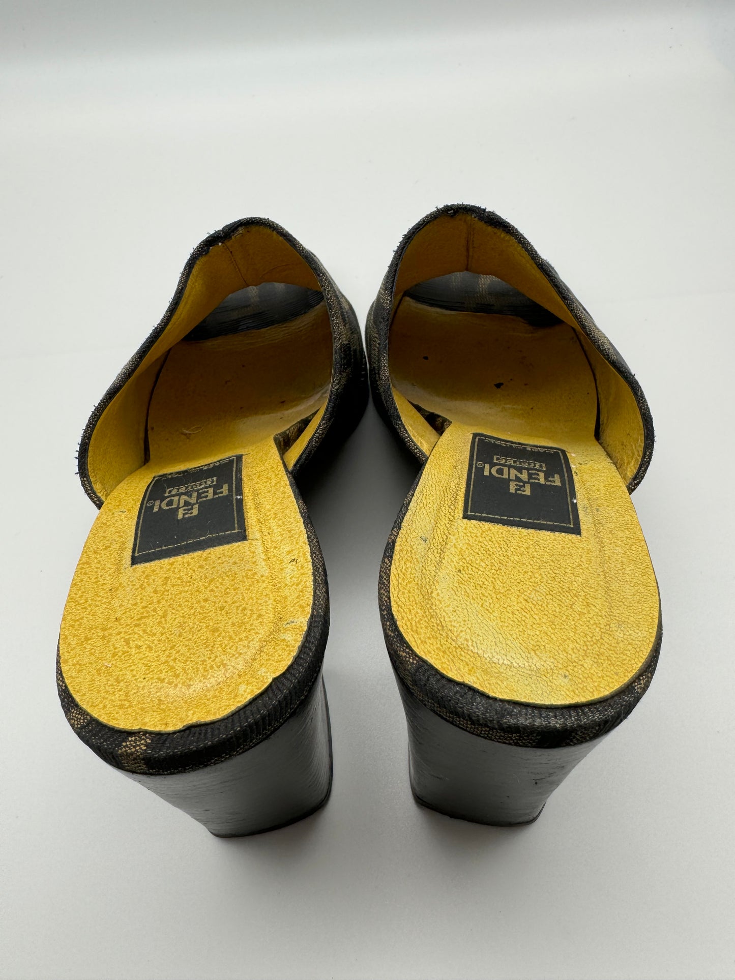 Authentic Fendi Sandals FF Zucca Canvas Block Heel Shoes 38.5