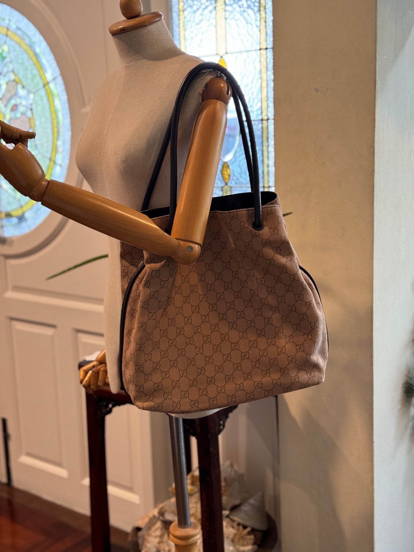 Authentic Gucci Brown GG Cloth Shoulder Bag