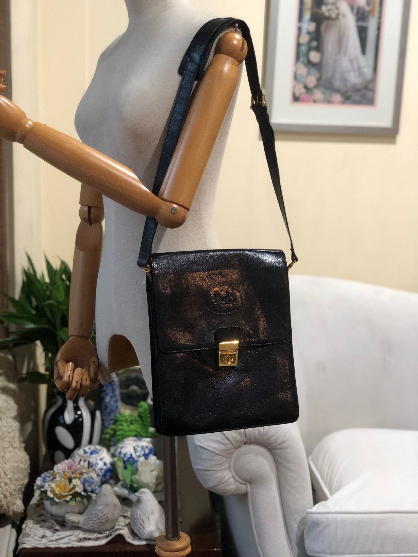 Authentic Celine Vintage Horse Carriage Black Leather Shoulder Bag