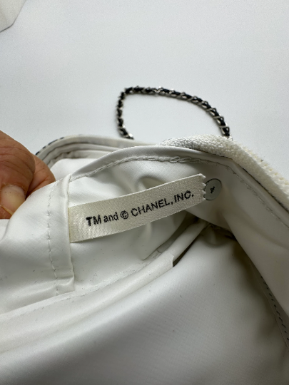 Authentic CHANEL 31 Rue Cambon Giveaway Cosmetic Bag